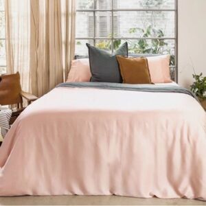 Anthropologie Signature Sateen Organic Bamboo Duvet Cover Pink Queen